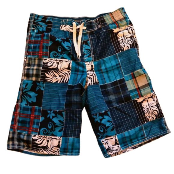 Old Navy Hawaiian Patchwork Style Board Shorts /Swim Trunks - Size 14-16 XL - Picture 1 of 4